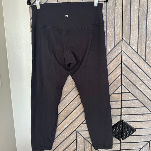 lululemon Align™ High-Rise Pant 25" Black, Size 12 - Picture 4 of 6